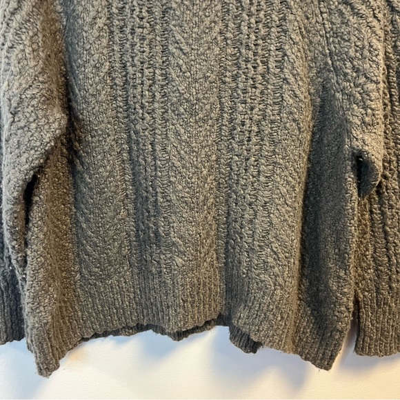 Vince Sweater Grey-Green Wool & Cashmere Blend Cableknit Turtleneck Sz M GUC - Picture 6 of 9